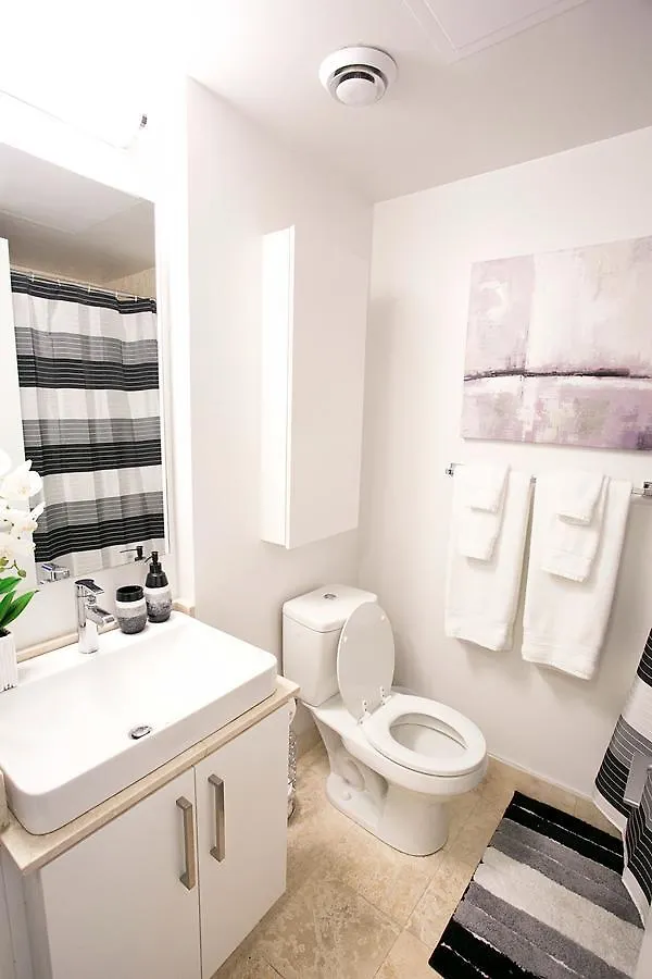 Royal Stays Condominiums - Upscale Downtown Suites Toronto 0*,