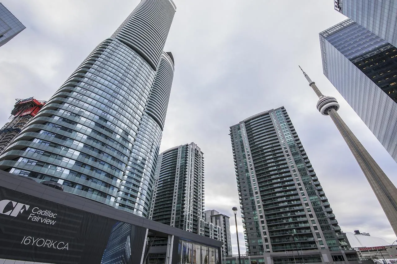 Royal Stays Condominiums - Upscale Downtown Suites Toronto
